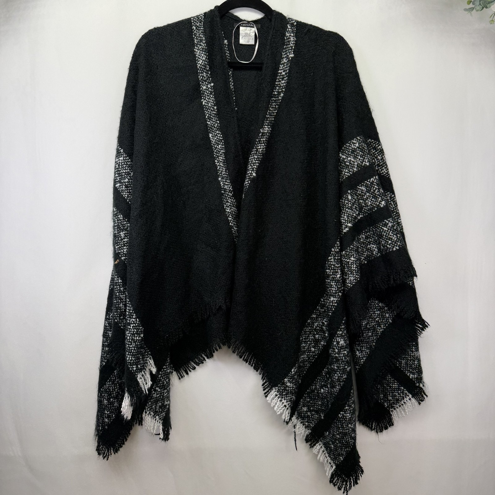 Tahari Poncho Sweater Womens One Size Black Open Front Cable Knit Flowey Draped